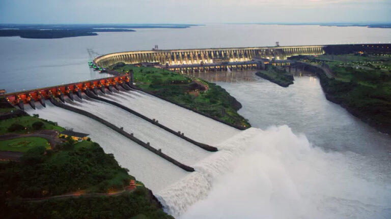 usina hidreletrica de itaipu